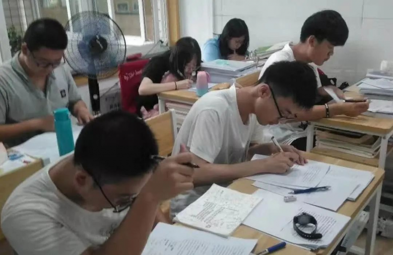 1686639513937918.png 图片1.png