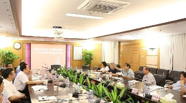 【快讯】侨商代表走进绵阳科技城投资推介会举行